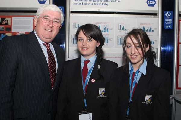 Eveny Costello and Muireann O'Keeffe from Millstreet Community School with Minister Batt O'Keeffe at the BT Young Scientist and Technology Exhibition in the RDS