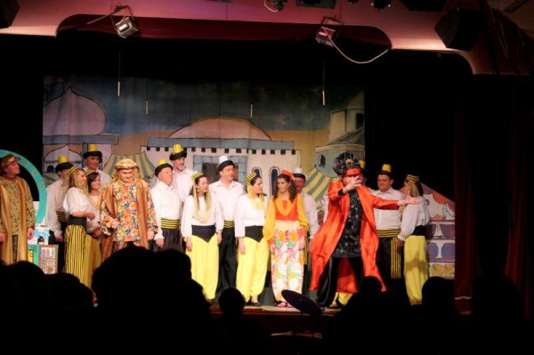 13Aladdin Panto in Rathmore 2013 Part 1