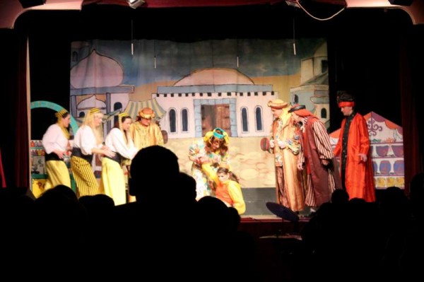 19Aladdin Panto in Rathmore 2013 Part 1