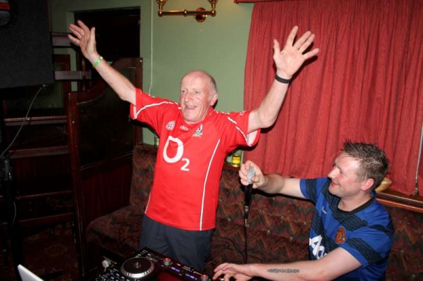 Donie Hickey expresses his delight as DJ Mark provides the microphone