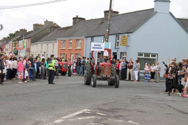 194Gathering Parade in Boherbue 2013 -800