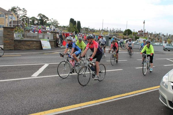 Millstreet Webside Colleague, Hannelie O'Connor (in blue) is seen here at the 