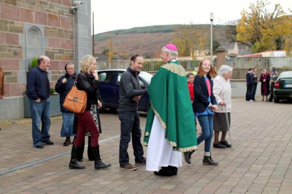 4Bishop Ray Browne Greets the People of Millstreet 2013 -800