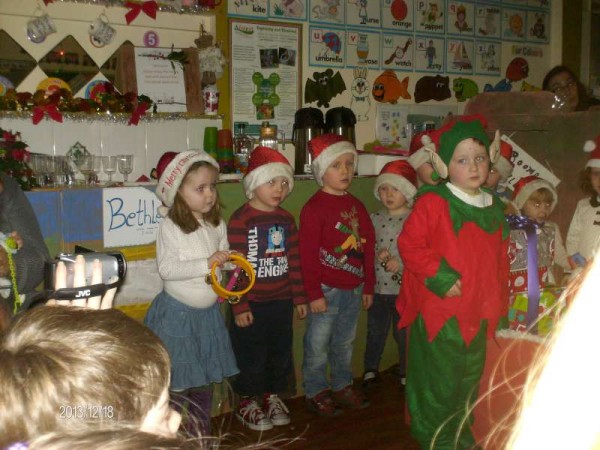 13Rathcoole Playschool Christmas Play 2013 -800