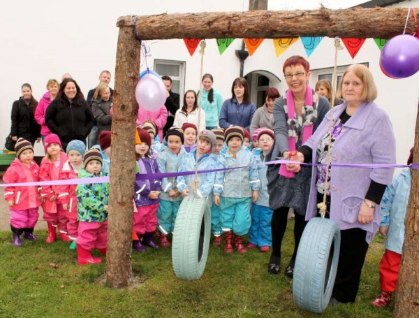 Lucy Connolly, Child Specialist from Early Childhood Ireland, together with Maura Foley officially opened the hugely impressive new Natural Garden at Rathcoole Playschool on Monday morning, 2nd Dec. 2013.  Here we share the first of a selection of images from the wonderfully joyful occasion.  Click on the pictures to enlarge.  (S.R.)