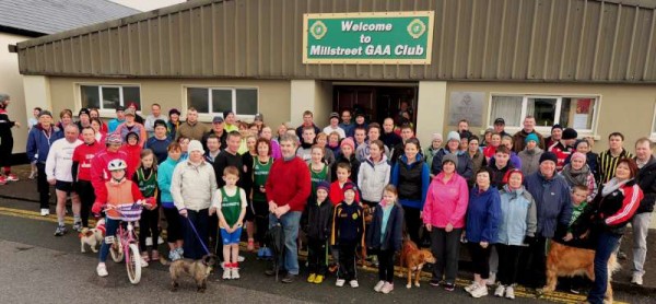 The wind and rain abated, the ice thawed to allow a hugely successful staging of the inaugural Millstreet GAA Fun Walk/Run on St. Stephens Day.  An impressive turn out added to the enjoyment and a seasonal atmosphere added to the occasion as individuals and families took to the Station Road Glebe and Drishane Road route before sampling refreshments at a finish at club sponsors Colemans. The majority focused primary on the fun walk but interest too on the run aspect, Denis McCaul and Martina Kiely first home followed by Billy Cronin. Thanks to all concerned for contributing to a popular hosting that looks a permanent fixture on the calendar.
