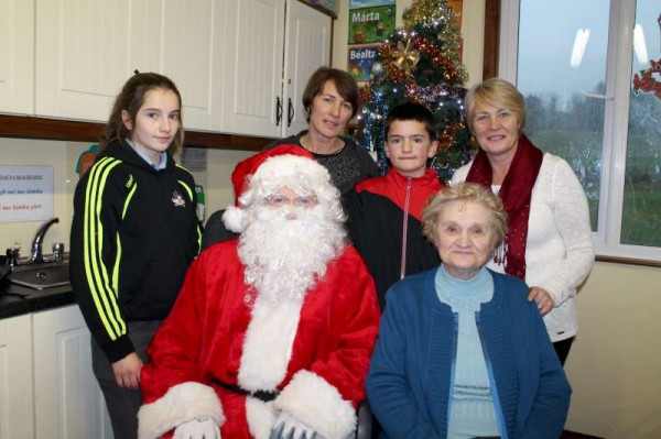 4Christmas 2013 at Cloghoula N.S. -800