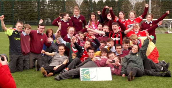 Coordinators Tríona and Louise from IRD Duhallow with videographers supreme, Noreen and Leo Fitzgerald filmed Students from Millstreet Community School at Millstreet Astro Turf Centre this morning for what promises to be a truly superb promotional IRD Duhallow film project.  Click on the images to enlarge.  (S.R.)