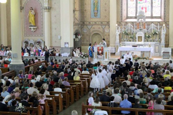 15Millstreet First Holy Communion 17th May 2014 -800