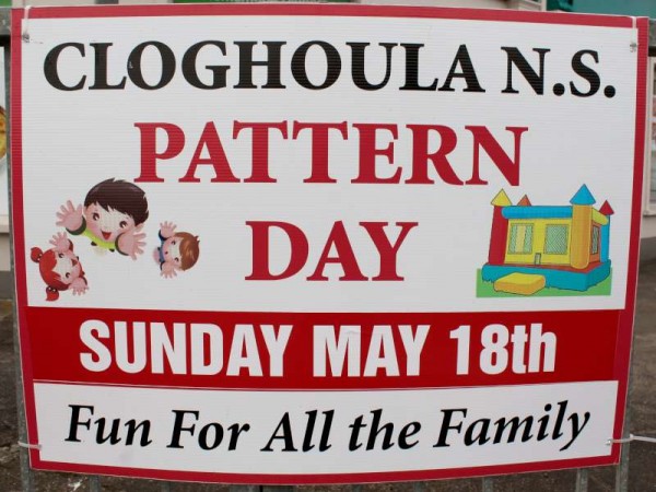 Sunday, 18th May 2014 from 1.00pm Cloghoula N.S. Pattern Day takes place in the School Grounds.   Among the many exciting and cheerful events is an opportunity to avail of a superb portrait photo at a real bargain price with Justin Black giving half of the proceeds from the day to the school funds.  A truly great day for all the Family.  Click on the Poster to enlarge.  (S.R.)