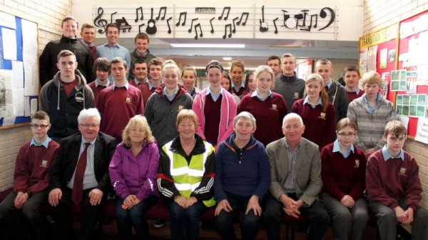 35Millstreet Tidy Towns in action Summer 2014 -800