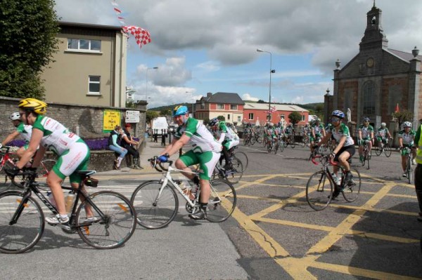 18Dave Riordan Charity Cycle Malin to Mizen 2014 -800