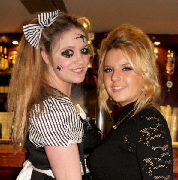 46Fancy Dress Party at Wallis Arms  25th Oct. 2014  -800