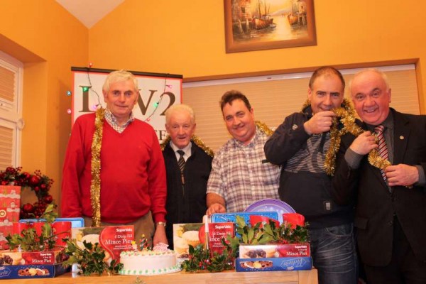 Some of the dedicated LTV2 Millstreet Team preparing for Programme 243 - Our Christmas Special - pictured here in Studio - From Left: Jerry, Brendan, William, Bernard and Seán.  Thanks to Bernard our programmes is scheduled to be available online on the Millstreet Website by Christmas.  The recent official opening of the renovated Cullen Community Centre where we meet "the Magnificent Seven" will feature on this programme.  A very Happy Christmas to our many loyal viewers across the globe.  Click on the image to enlarge.  (S.R.)