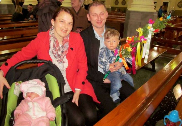 3Palm Sunday tradition from Poland 29th March 2015 -800