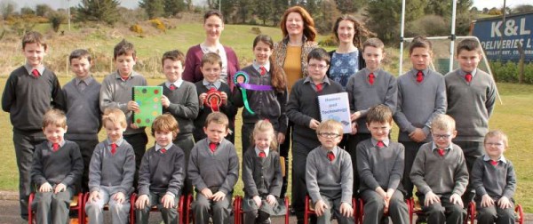 8Cloghoula N.S. receives Magnificent Award 2015 -800