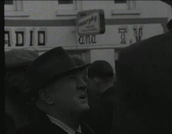 1965 March Horse Fair - an RTÉ Newsbeat report 15 - Murphy's Radio and TV