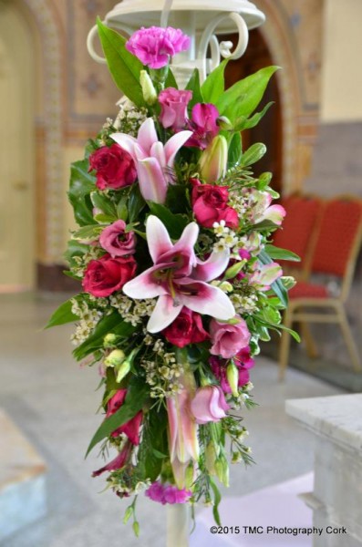 2015-04-11 The Altar at St.Patrick's Church - Flowers 1-3-800