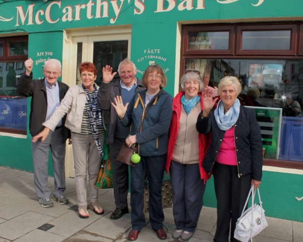 Some of the Millstreet Twinning Group all set this morning to celebrate the 30th Anniversary of our twinning with Pommerit le Vicomte in Brittany.  Click on the images to enlarge.  (S.R.)