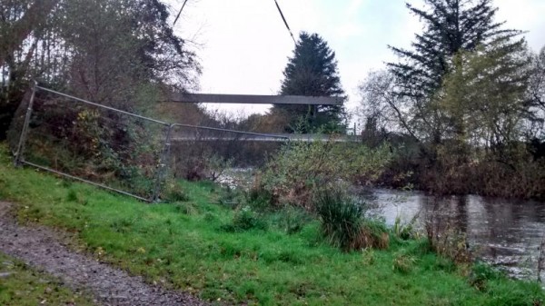 2015-11-09 Construction of the Boeing Bridge 785